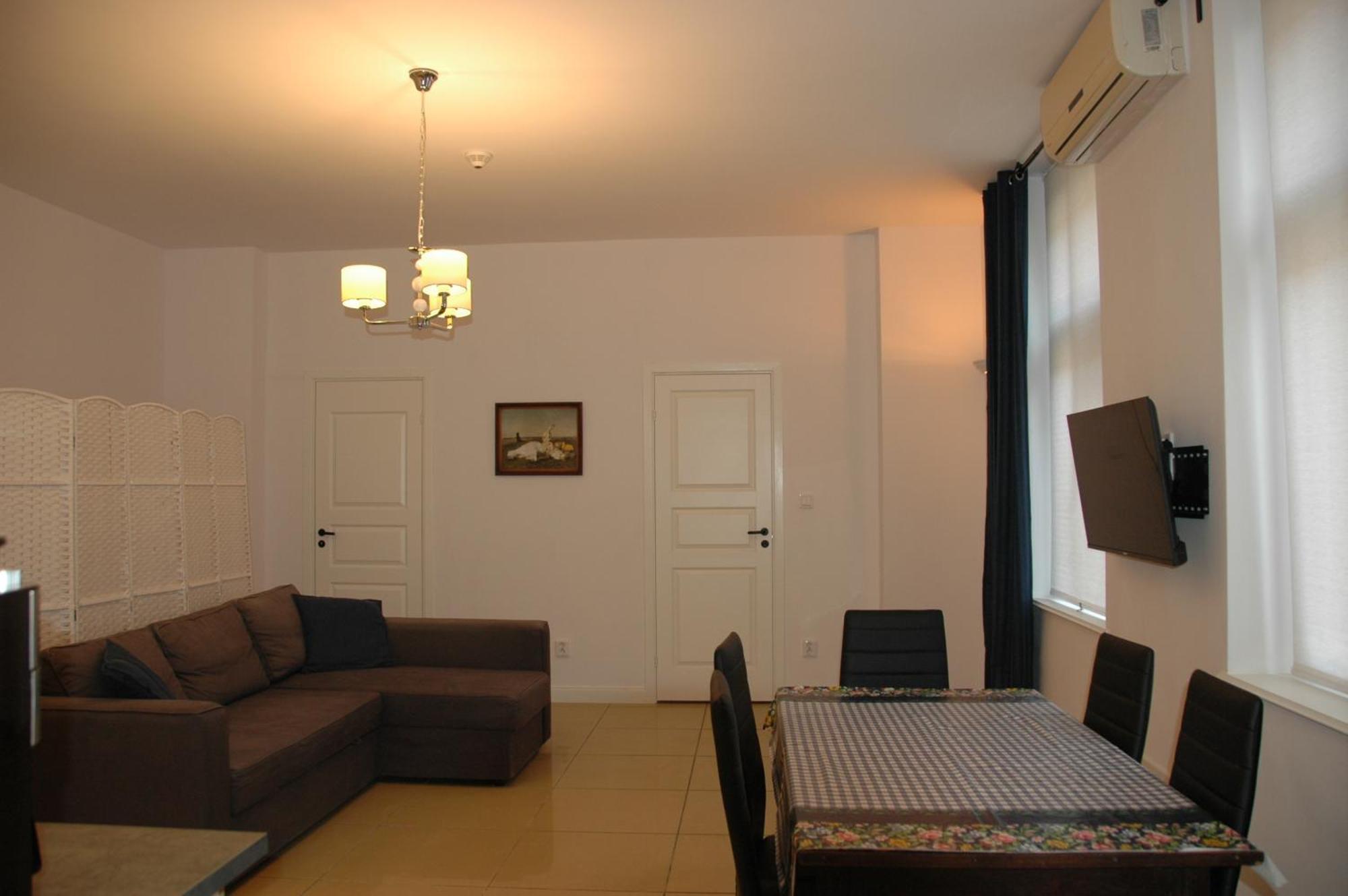 Blu Apartment *